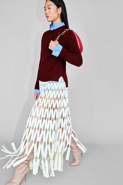 Look 10